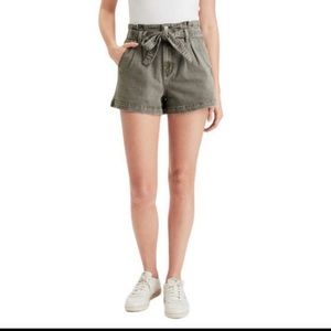 AE American Eagle Paperbag Denim Mom Short, high rise with belt, Olive green